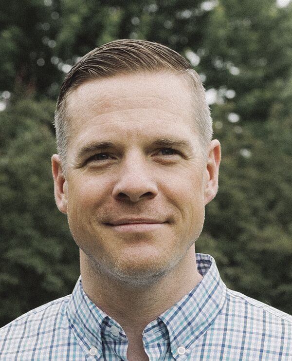 Joshua Ahlberg headshot